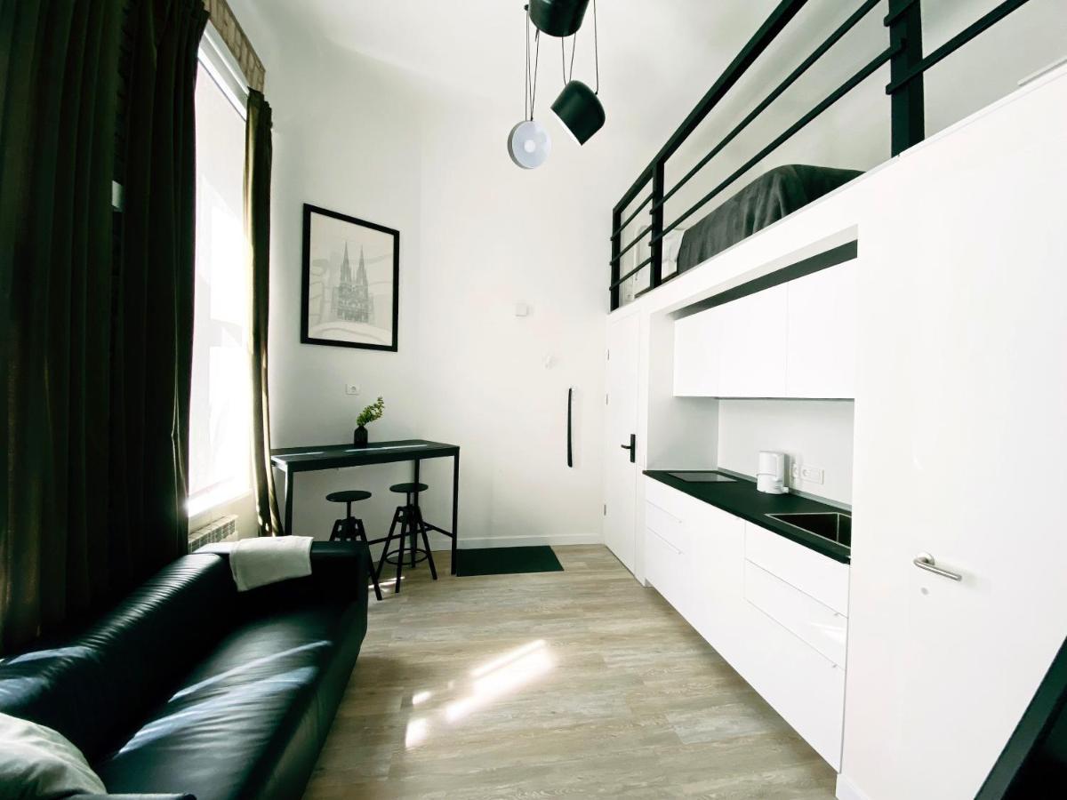 B&W Apartment Riga Luaran gambar